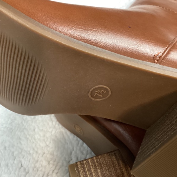 Universal Threads Brinley Knee High Boot  NIB - Picture 6 of 7